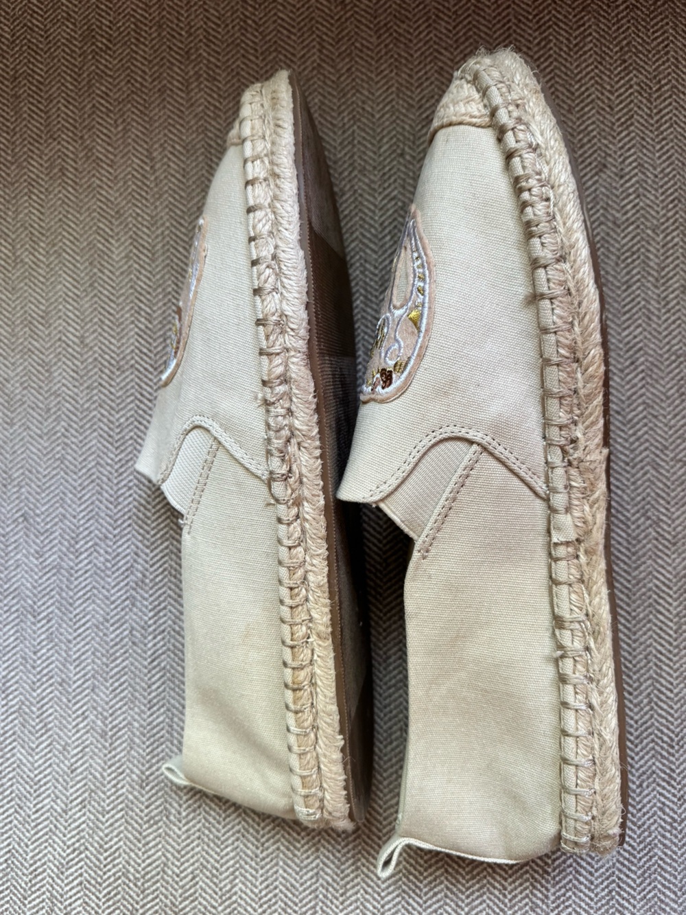 Crown & Ivy “Skylar”  Elephant Canvas Espadrille Loafers in Natural/Ivory - 8.5 - Picture 8 of 12